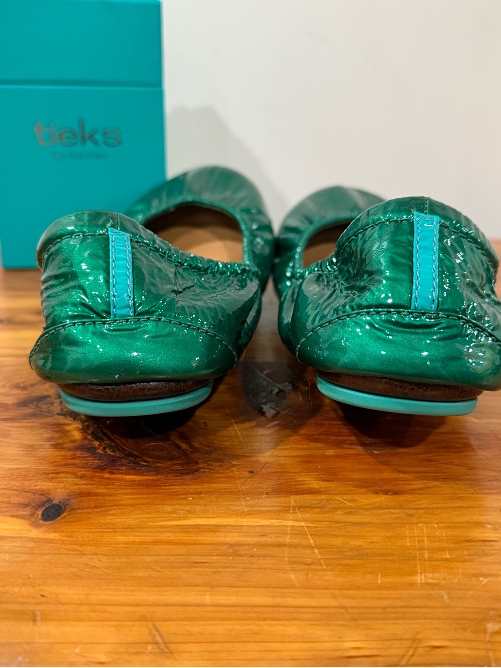 Tieks Emerald Green Patent Leather Ballet Flats - Picture 5 of 8
